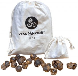 Pesupähkinät puuvillapussissa